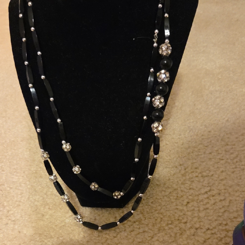 Elegant Black and Silver Necklace